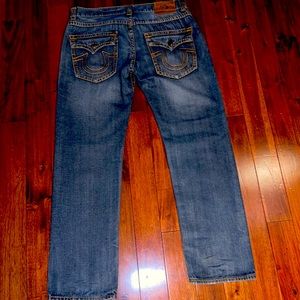 Men’s True Religion Jeans Dry Cleaned ONLY!!! Great Condition.